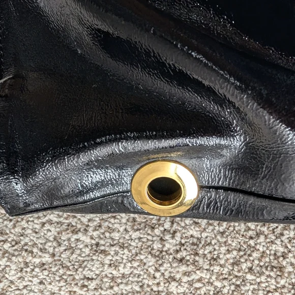 Innue Patent Leather Hobo Tote Shoulder Bag | Vintage Y2K - Picture 10 of 16